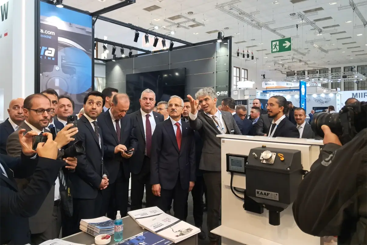 Abdulkadir Uraloğlu Standımızı Ziyaret Etti - KAAF